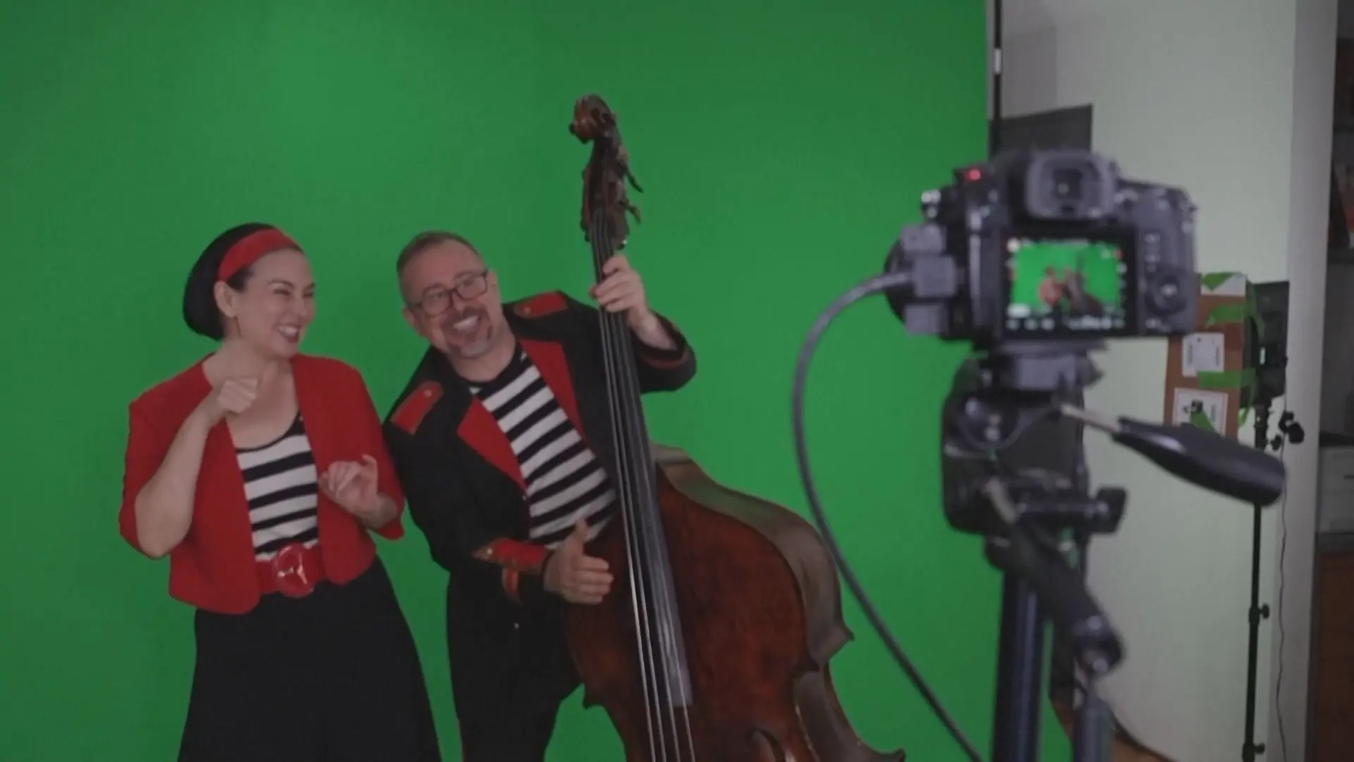 Nhà sáng tạo nội dung trẻ tại Australia đối mặt thử thách